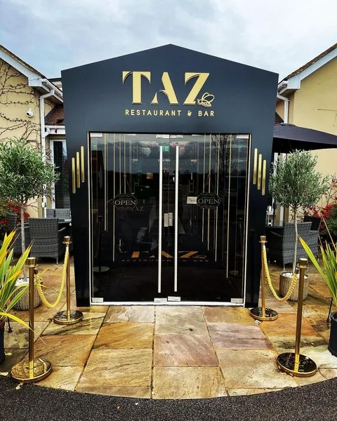 Taz Restaurant front (low image)